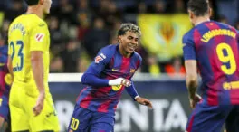 Raphinha y Lamine Yamal sentencian al Villarreal y renuevan el liderato del Barça