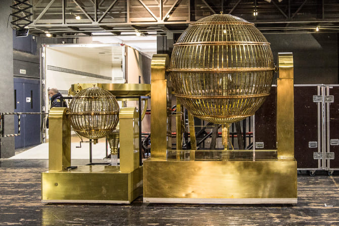 Bombos de la lotería. SELAE