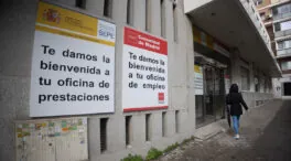 El paro bajó en 18.805 personas en noviembre impulsado por los servicios