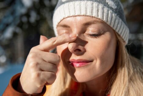 Cómo proteger la piel del frío: lo que de verdad funciona, según un dermatólogo