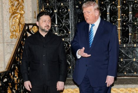 Trump dice que la paz está próxima al inicio de su reunión con Zelenski y tras hablar con Putin