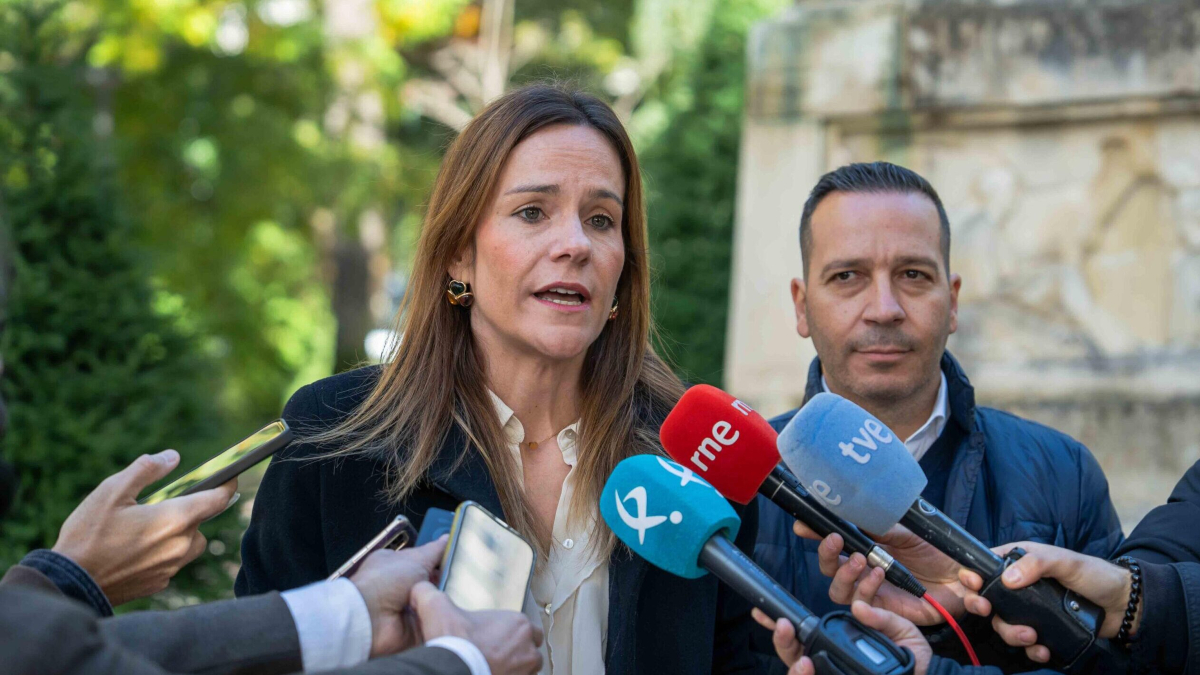 Vox ve «curioso» que Esteban fuera contra Revuelta y después se le denunciara por acoso