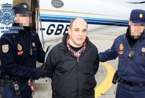 Francia mantiene a dos presos de ETA en la cárcel tras el traslado de Abaunza al País Vasco