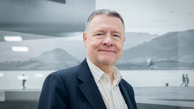 Los críticos del PSOE recelan de la corriente de Jordi Sevilla: «Legitima a Sánchez»