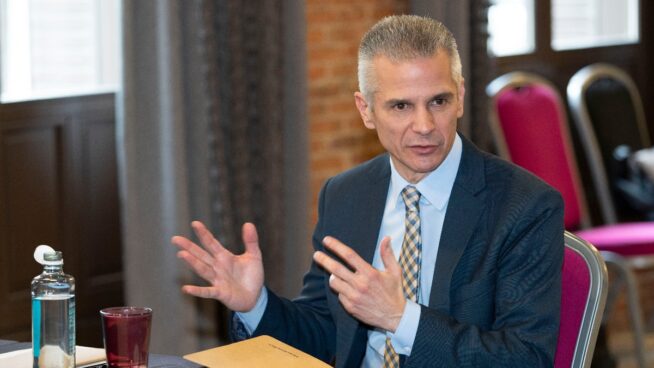 Lilly negociará con Sanidad la financiación de su medicamento para el alzheimer en 2026