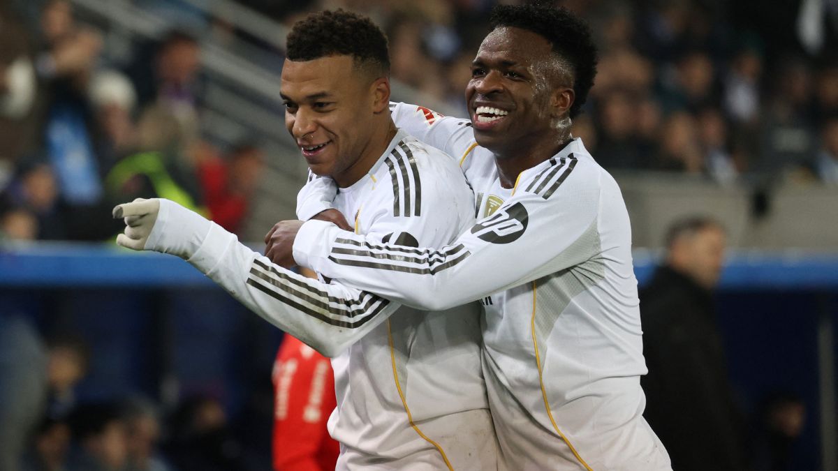 Mbappé y Rodrygo dan la victoria a un Real Madrid que sufre ante el Alavés