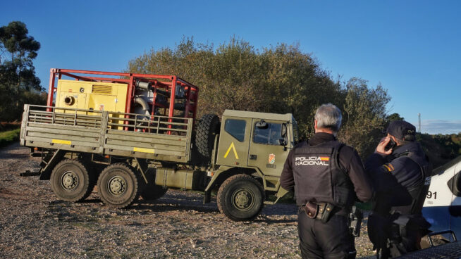 Rastrean una balsa en Asturias para buscar los restos de dos mujeres desaparecidas en 1987