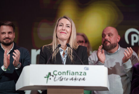 María Guardiola se muestra abierta a hablar con todos los grupos de cara a la investidura