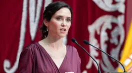 Ayuso, tras el nombramiento de Ortuzar en Telefónica: «Les une el amor por los sillones»