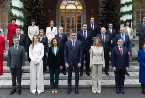 El Gobierno ofrece deducciones fiscales por contratar con sueldos superiores al SMI