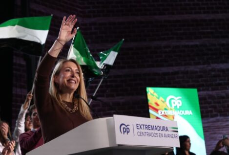 PP y Vox crecen mientras el PSOE se hunde en Extremadura, según dos encuestas