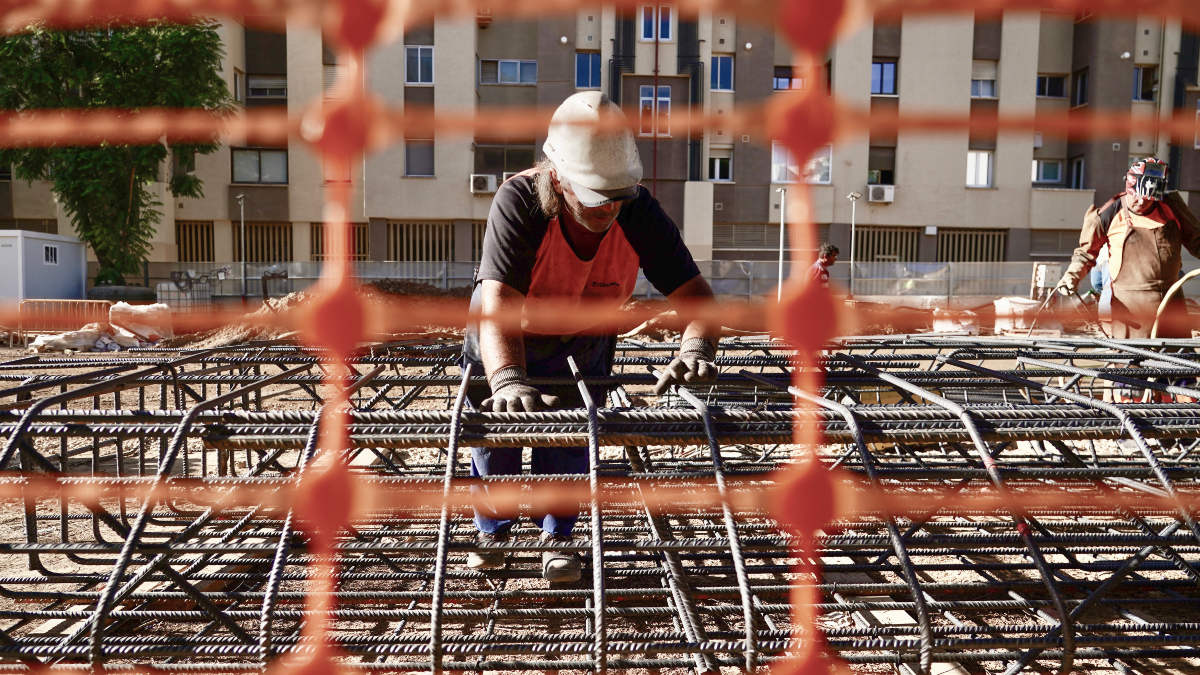 La subida salarial en convenio se moderó al 3,49% en noviembre, aun por encima del IPC