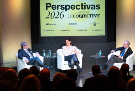 Juan Luis Cebrián y Miriam González: «Trump ha instaurado una política transaccional»