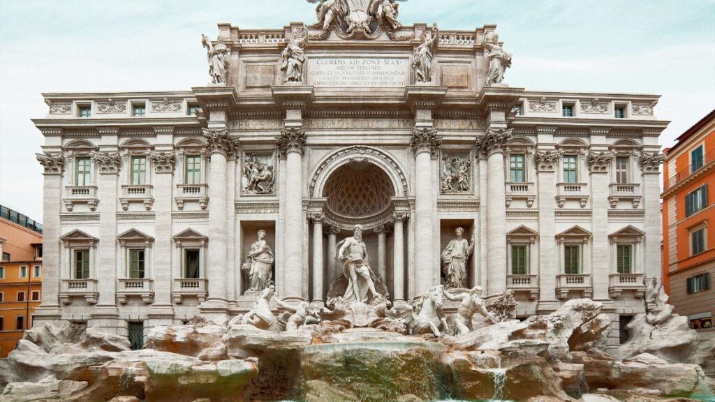 La Fontana di Trevi, Roma. Canva