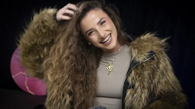 Sofía Surferss: «Las relaciones en redes sociales son todo interés»