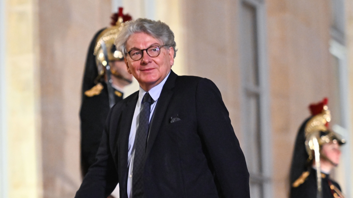 El Gobierno ve «inaceptable» el veto de Estados Unidos al excomisario europeo Breton