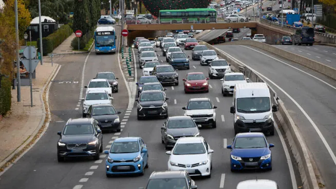 Tráfico prevé 22,4 millones de viajes por carretera durante las fiestas navideñas