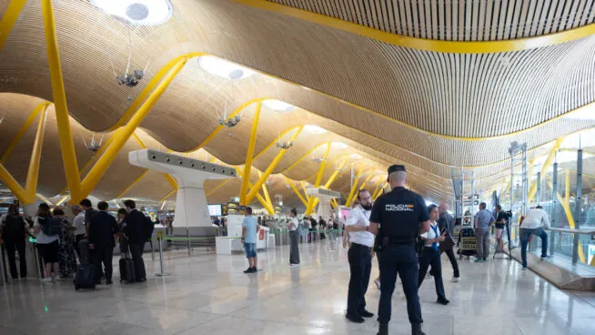 Dos detenidos por robar y matar a un hombre, cuyo cadáver fue hallado en Barajas (Madrid)