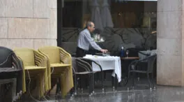 Los precios del sector servicios subieron un 2,3% interanual en verano y suman 15 meses de alzas