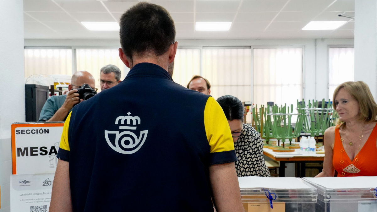 Los extremeños tienen hasta este jueves para solicitar el voto por correo