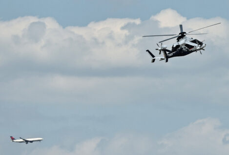 Defensa compra 100 helicópteros a Airbus en el mayor pedido de estos aparatos en España