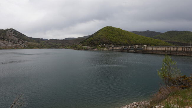 Los embalses superan la media de la última década al estar al 54% de su capacidad