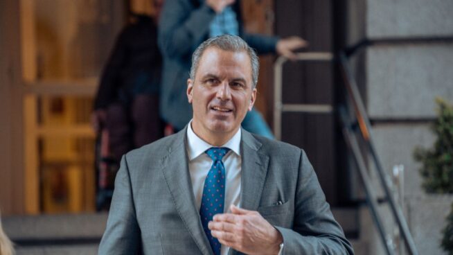 Vox defenestra aún más a Ortega Smith y le quita la portavocía de la Comisión de Justicia