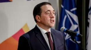 España evita condenar el ataque a Venezuela y recuerda que no reconoce a Maduro