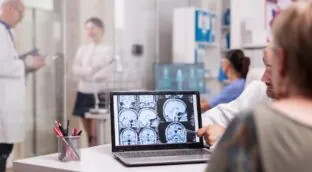 Una molécula de nuestro cuerpo podría ayudar a defendernos contra el Alzhéimer