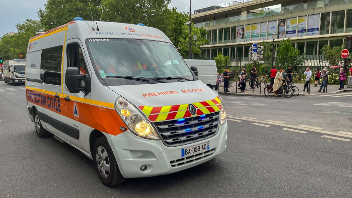 La Policía abate a tiros a un hombre armado con un cuchillo en Córcega