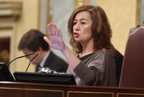 Armengol no le coge el teléfono al PP para evitar confirmar si citará a Sánchez en el Congreso