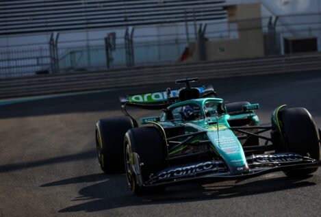 Aston Martin sorprende y lidera los últimos test de 2025 en Abu Dhabi
