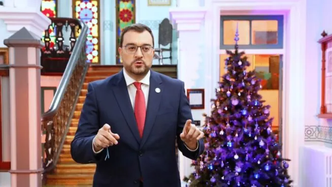 Barbón llama a afrontar 2026 con ilusión en su discurso de Fin de Año