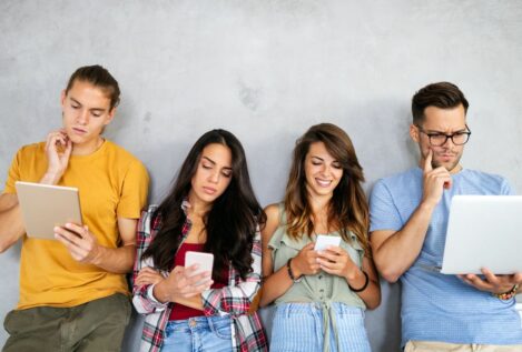 Las ayudas para jóvenes 2026: todo lo que puedes solicitar desde el 1 de enero en España