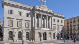 El Ayuntamiento de Barcelona ingresa 680.000 euros por vender 492 vehículos