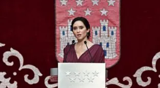 Ayuso alerta sobre la «dictadura de las minorías que quieren desbaratar nuestro futuro común»
