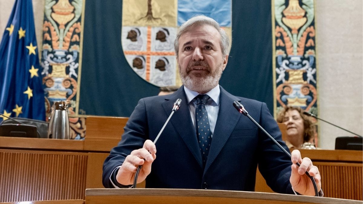 Azcón afirma que el apoyo de Vox a los presupuestos de Aragón es «imprescindible»