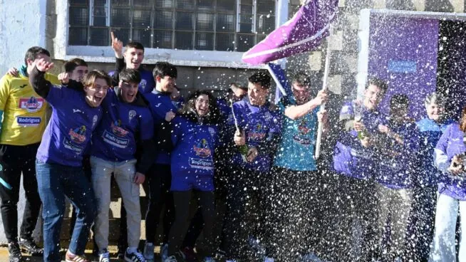 La Bañeza FC, el equipo modesto que se ha llevado el premio Gordo de Navidad