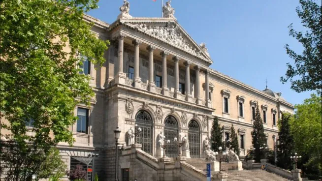 Una carta de Colón y un Quijote, entre los últimos tesoros de la Biblioteca Nacional