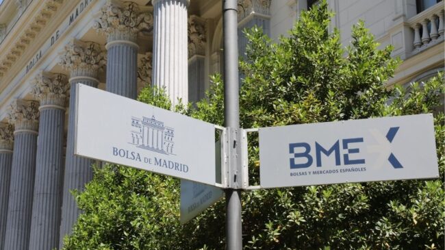 El Ibex 35 cae un 0,1% en la apertura, con el petróleo por encima de los 97 dólares