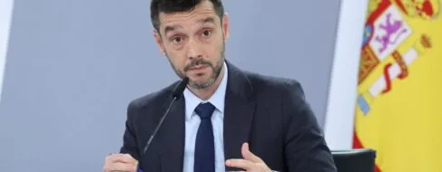 Bustinduy se ofrece como 'número dos' pero en Sumar prefieren que lidere la candidatura