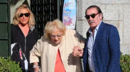 «¡Por Charly!»: así es el discreto marido de Lydia Lozano que está hospitalizado por una bacteria