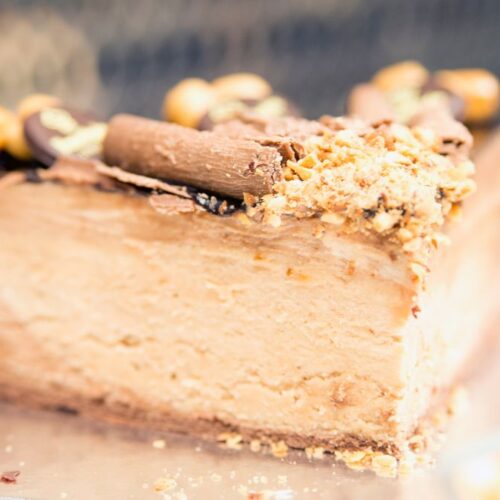 Tarta helada de turrón