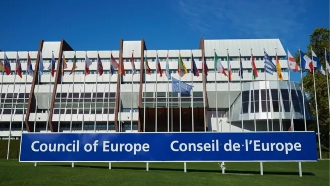 Europa aconseja a España reflexionar sobre las reservas al acceso a documentos públicos