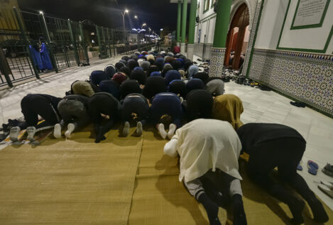Polémica por el alumbrado de Ramadán en Melilla tras la denuncia de un recorte del 80%