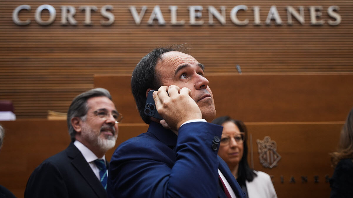 Pérez Llorca diseña un gobierno con más consejerías para tener músculo político