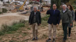 Pérez Llorca activa su reconciliación por la dana con su visita a feudos del PSOE de la zona cero