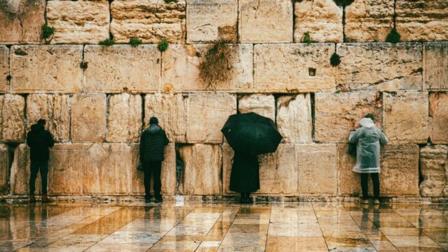 Contra la amnesia general