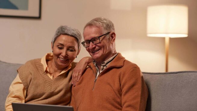 El peaje auditivo de la Navidad: cómo tus oídos se resienten tras las fiestas