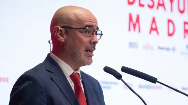 Una juez investiga al delegado del Gobierno en Madrid por su dispositivo policial en La Vuelta